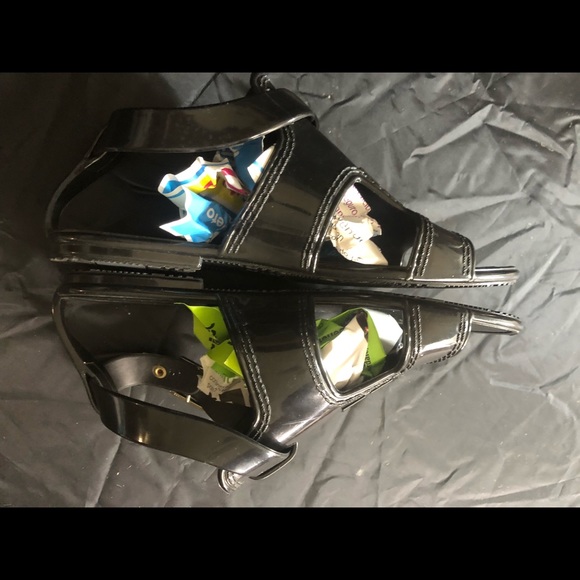 Givency Jelly Gladiator Sandals - Picture 6 of 14